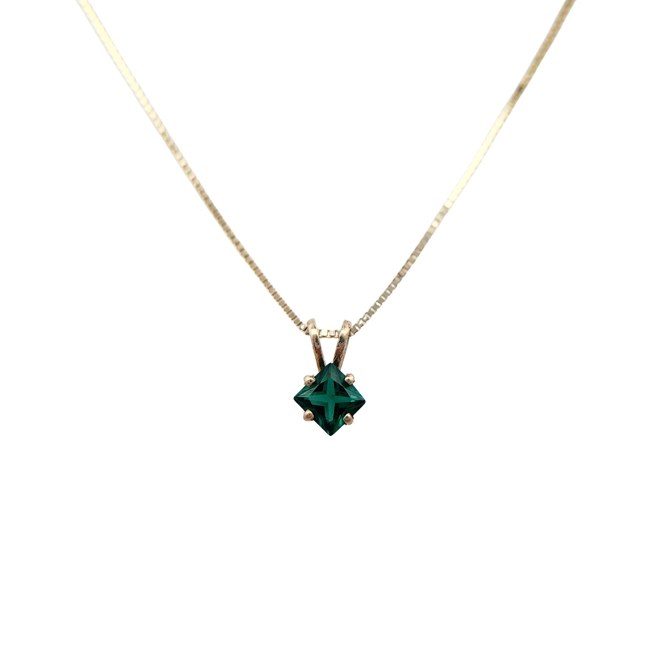 Square-Cut Emerald Necklace - Image 3