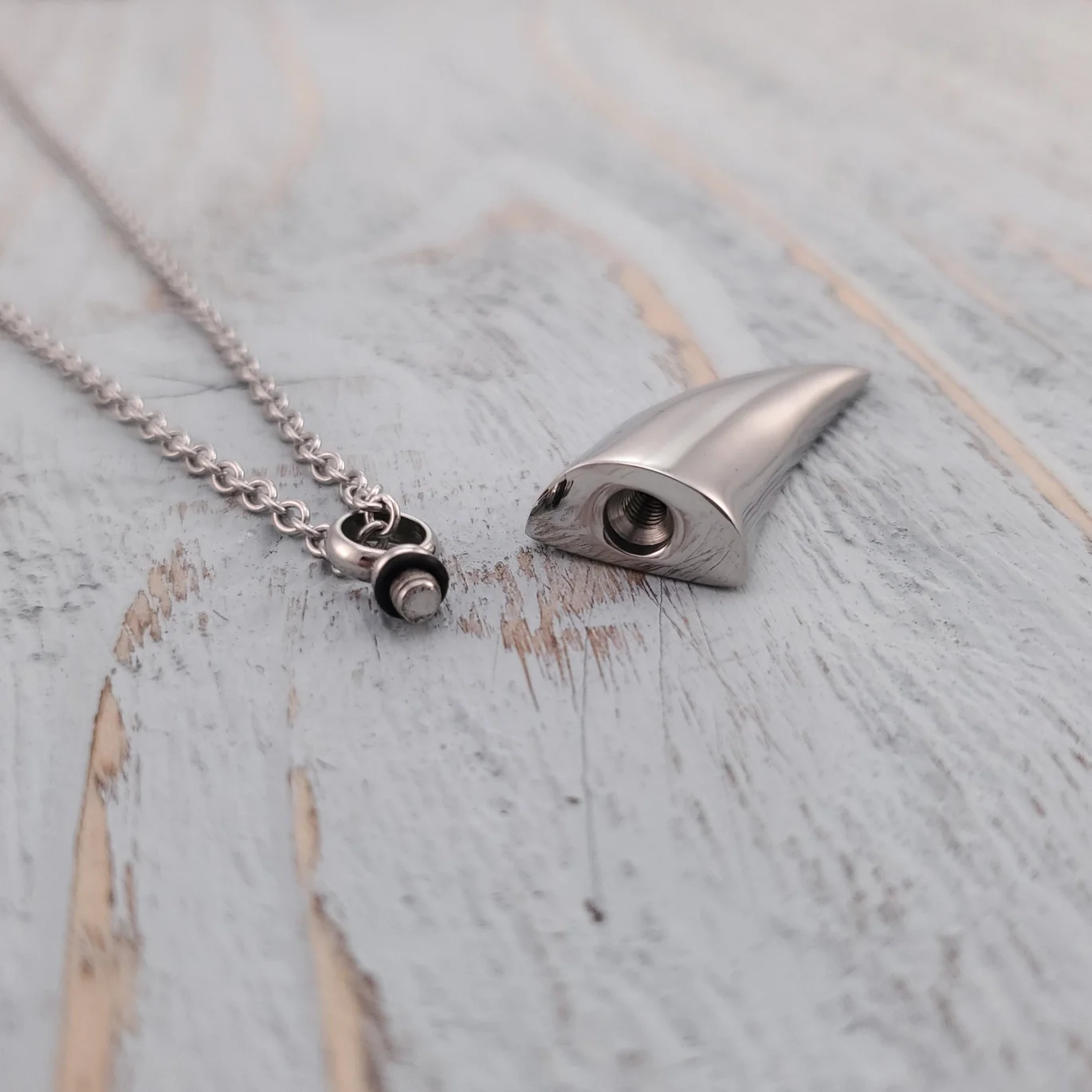Stainless Steel Claw Urn Necklace - Image 4