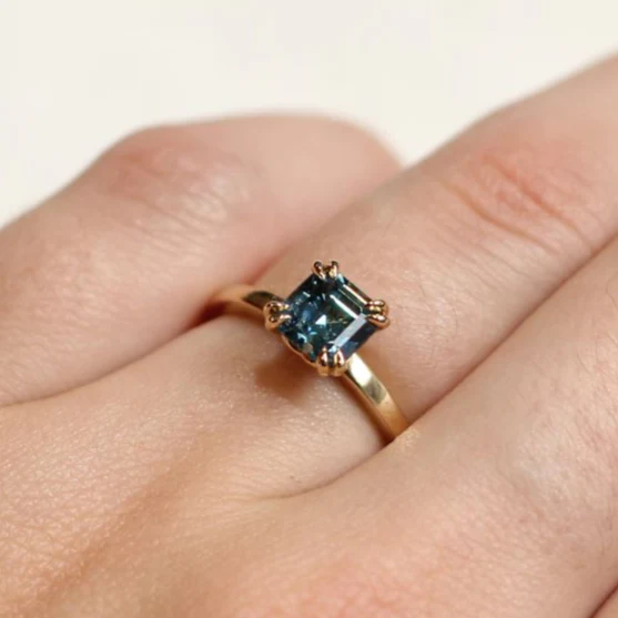 Montana Sapphire Solitare Engagement Ring - Image 3