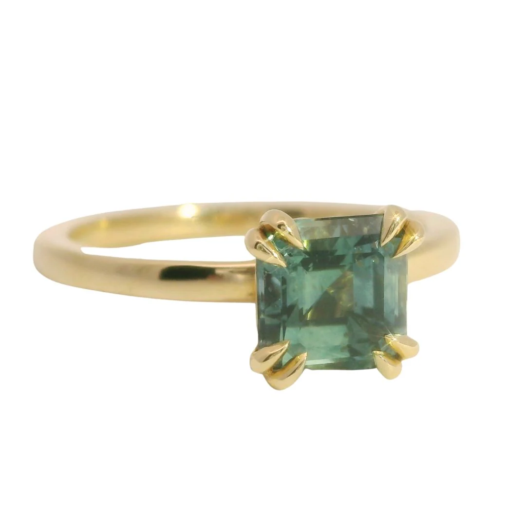 Montana Sapphire Solitare Engagement Ring - Image 8
