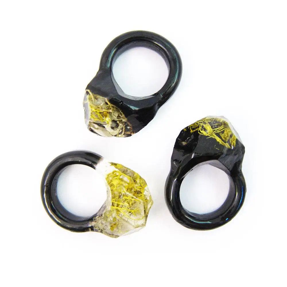 Terrarium Moss Resin Crystal Ring - Image 3