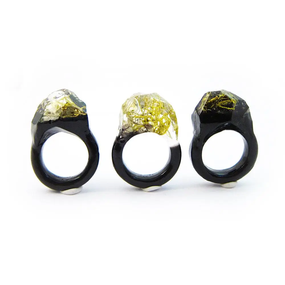 Terrarium Moss Resin Crystal Ring - Image 4