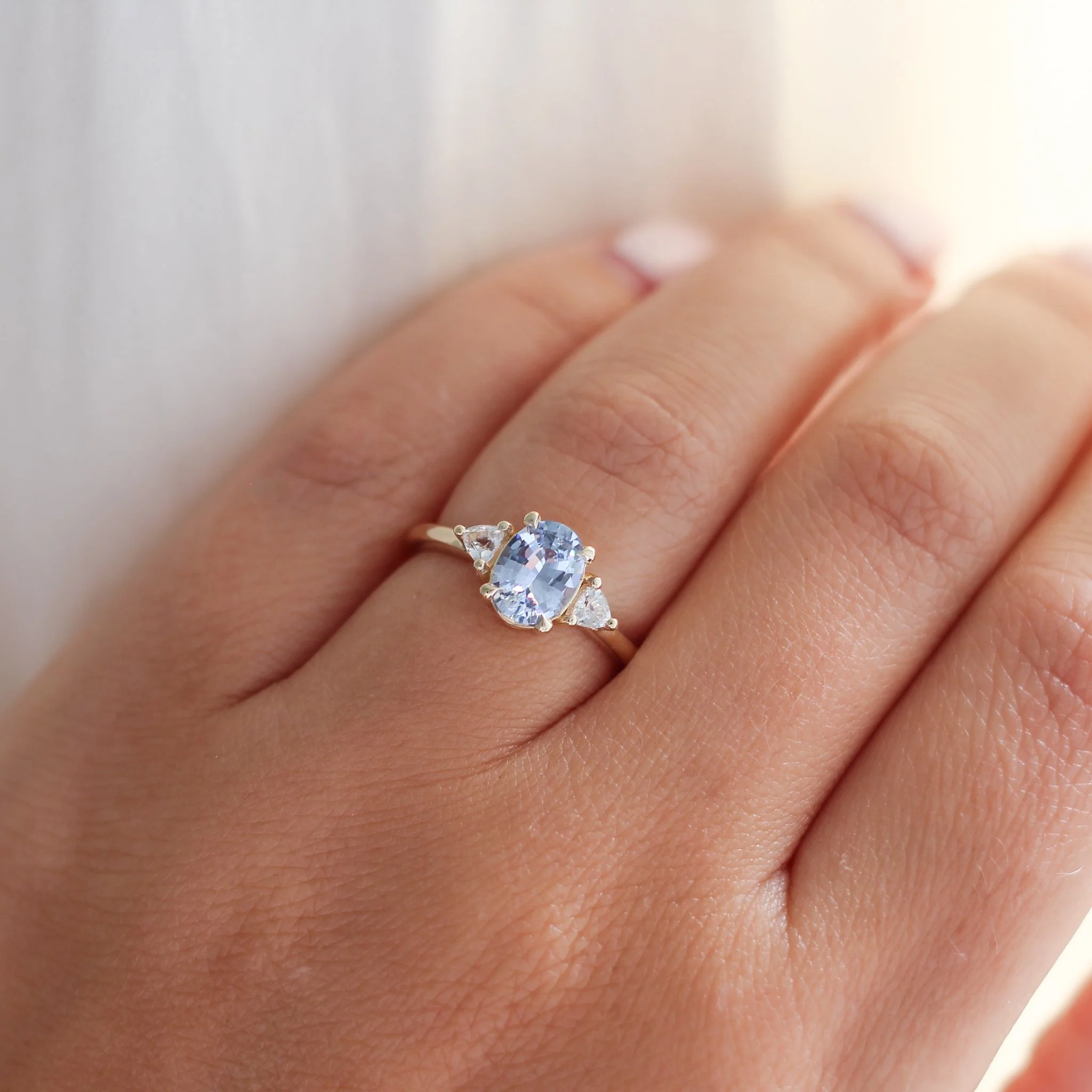 Three Sapphire Ring - Image 3