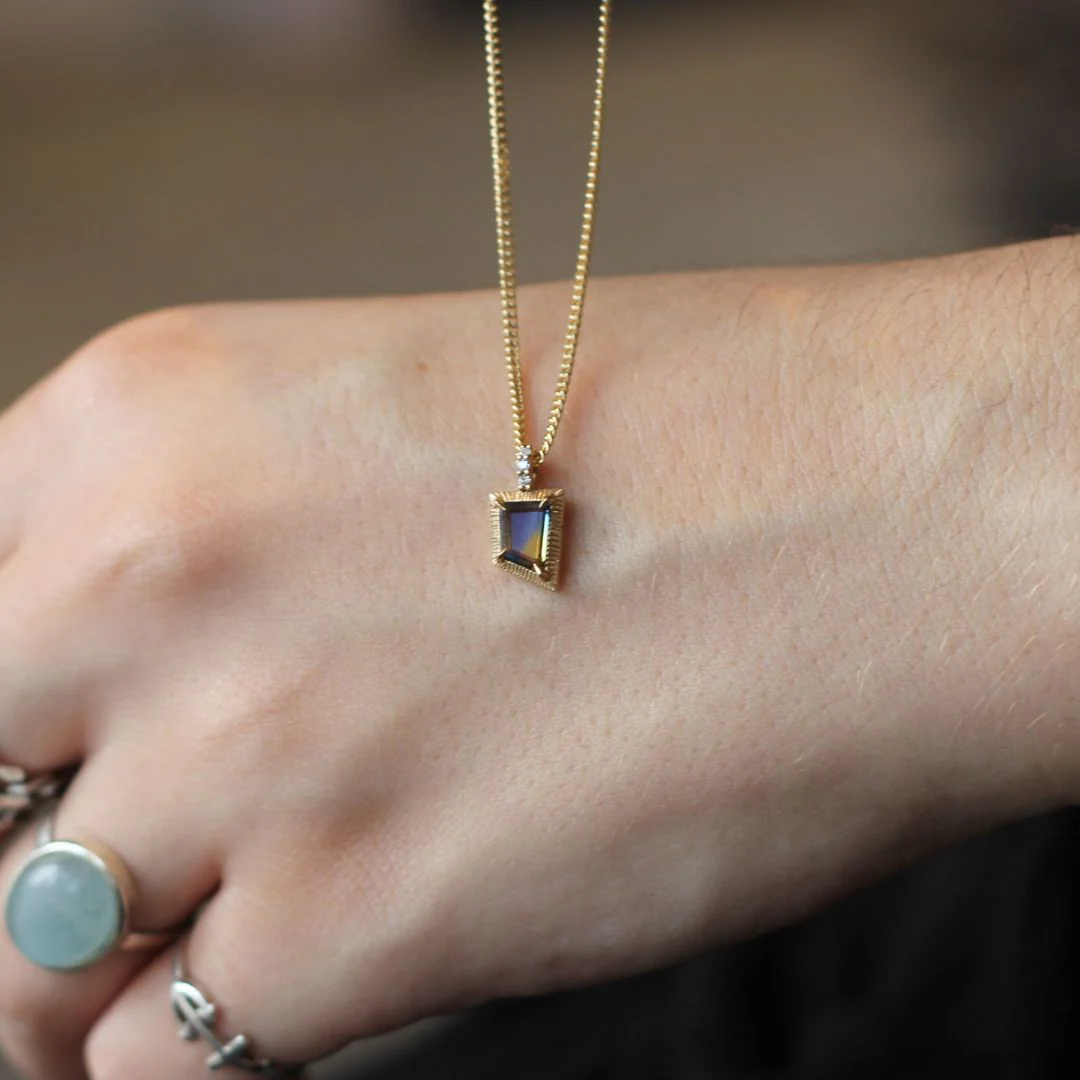 Two Tone Sapphire Necklace - Image 2