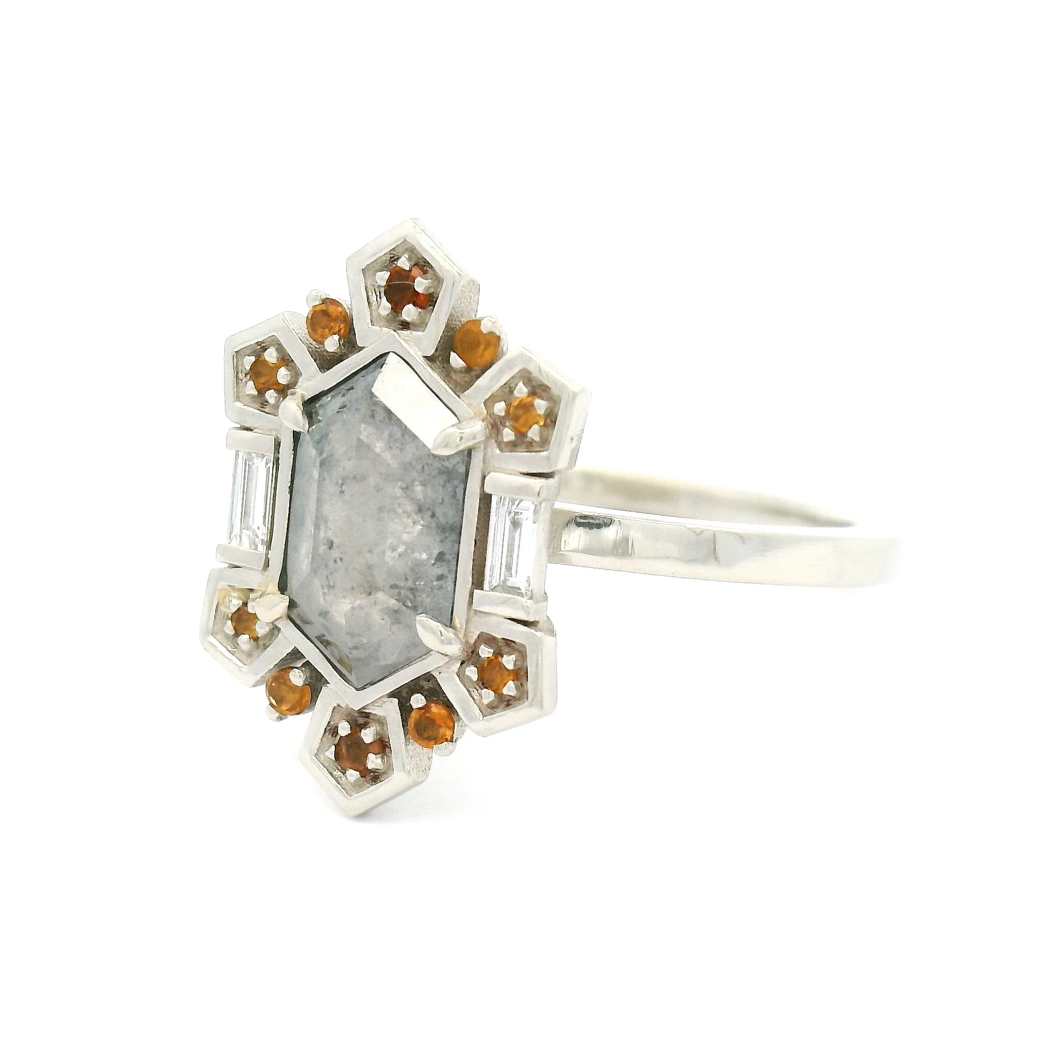 14k White Ring with 0.87ct Rose-Cut Diamond, Accent Citrines and Diamond Baguettes - Image 2