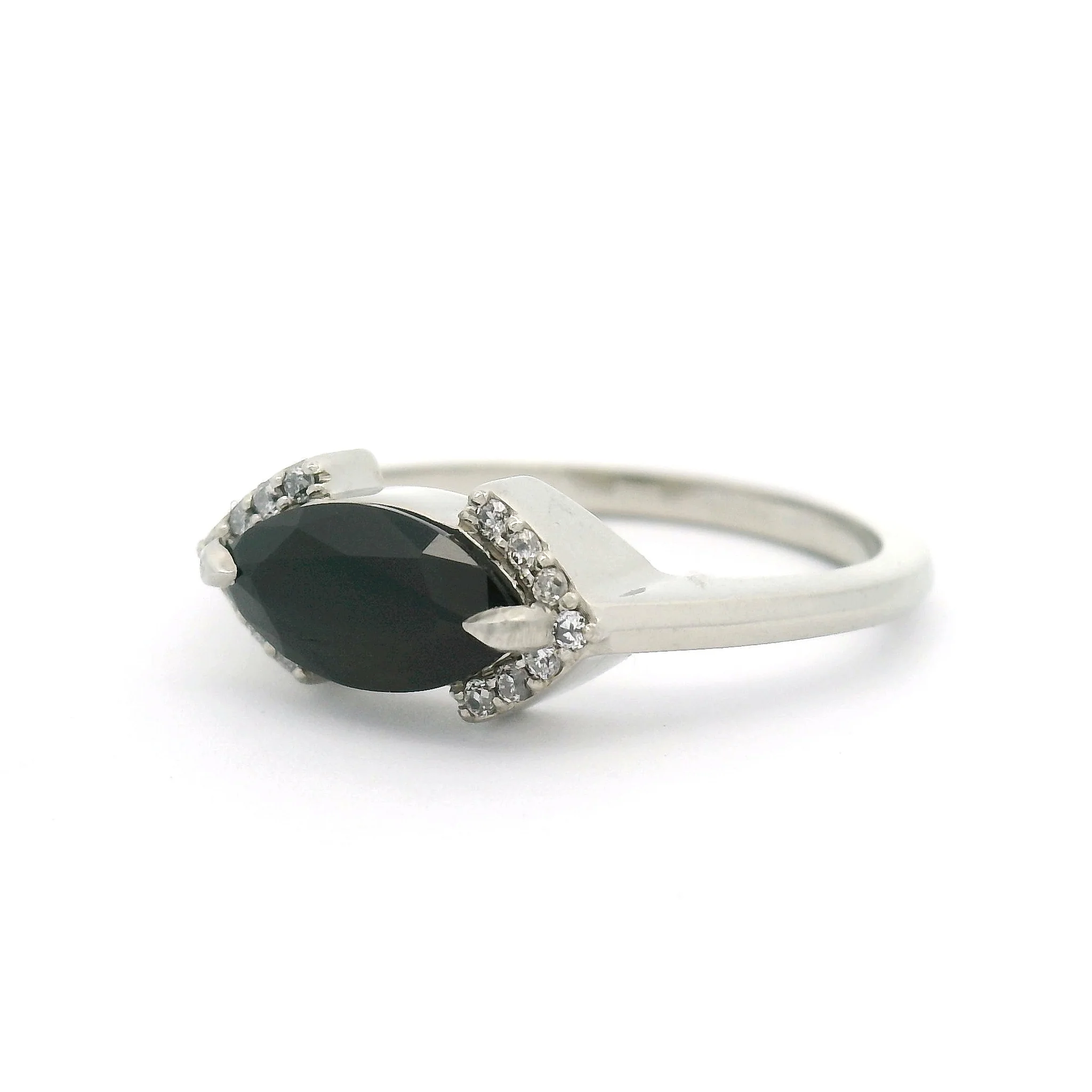 14k White Ring with Marquise Black Spinel and Accent Diamonds - Image 2