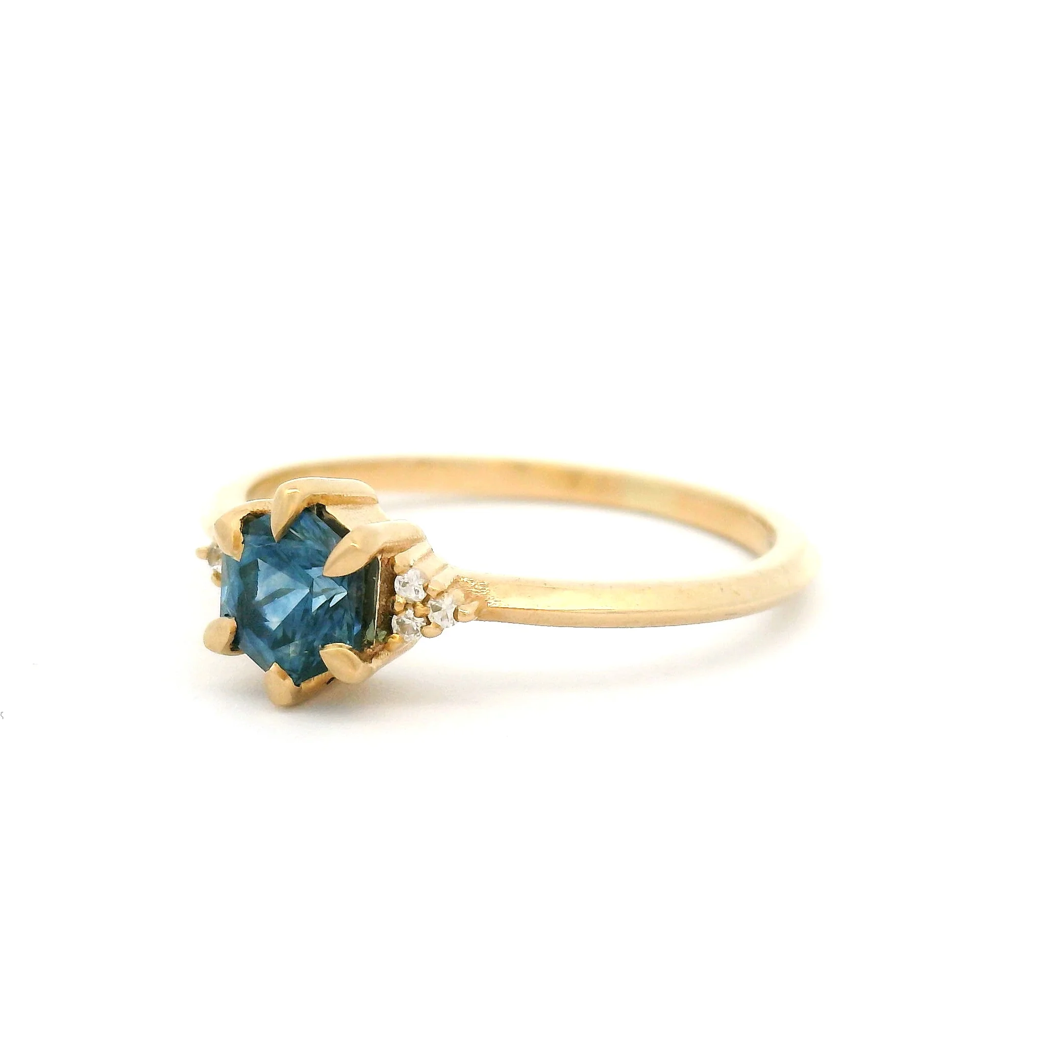 10k Yellow Engagement Ring with 0.66ct Montana Blue Hexagon Cut Sapphire and Accent Diamonds - Image 2