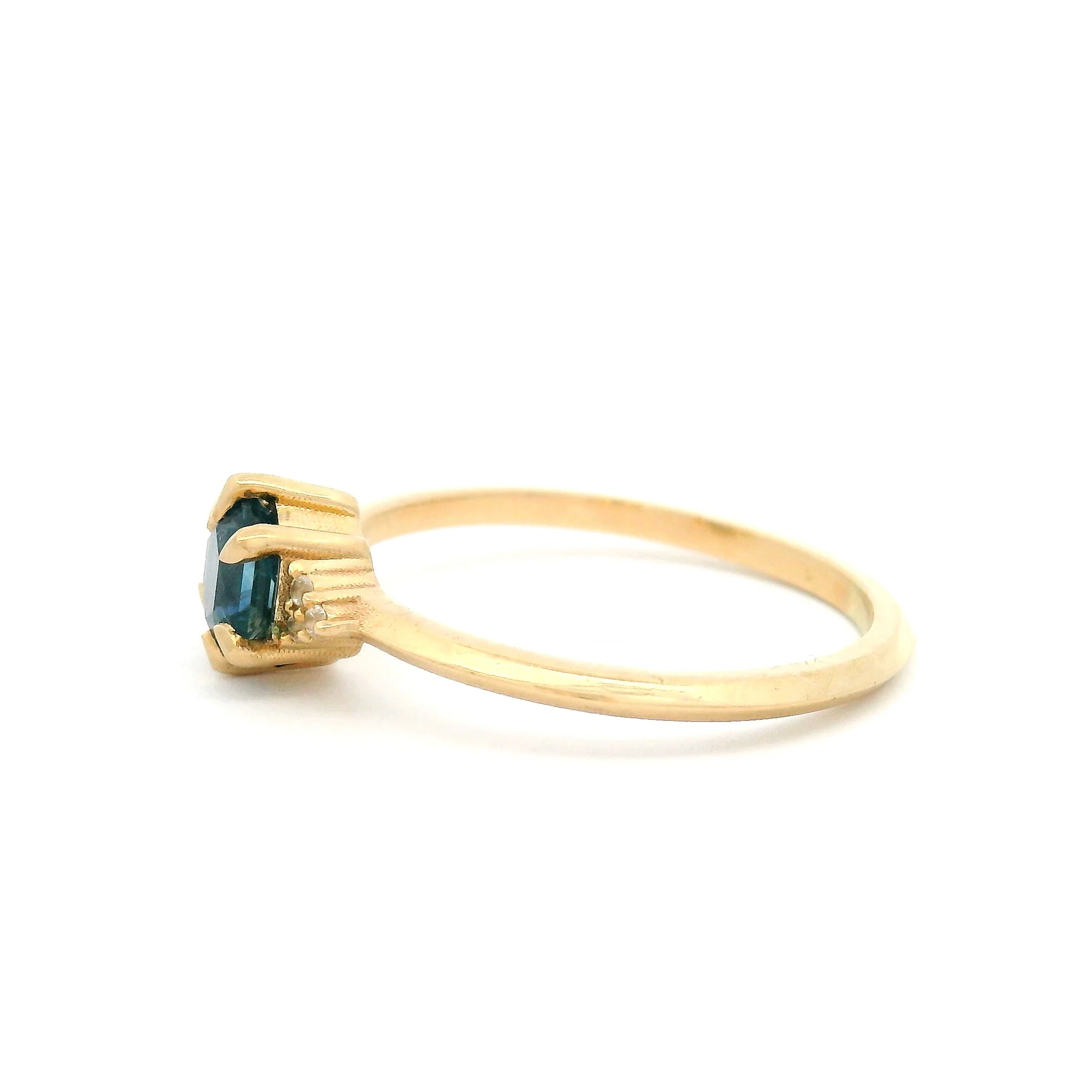 10k Yellow Engagement Ring with 0.66ct Montana Blue Hexagon Cut Sapphire and Accent Diamonds - Image 3