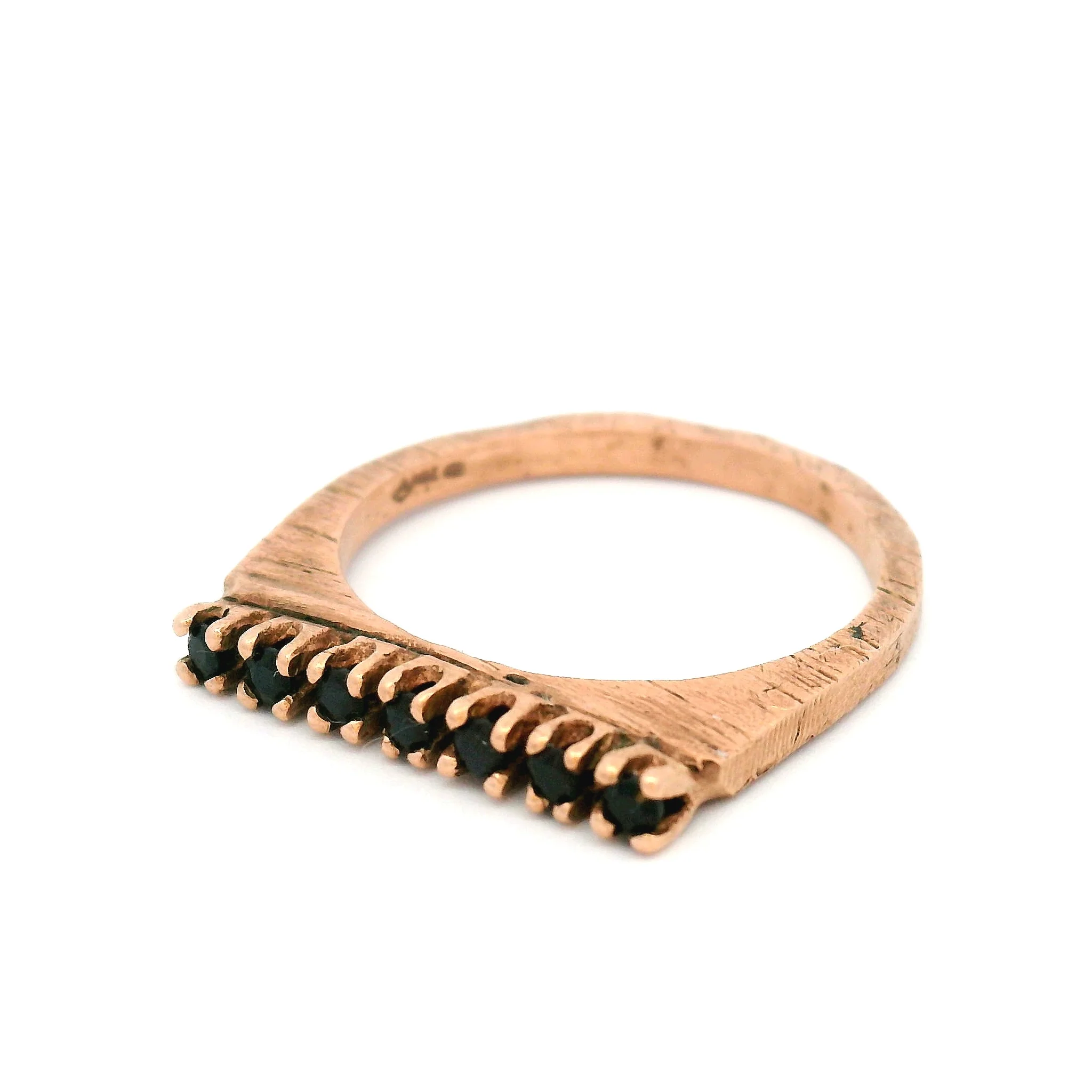 10k Rose Textured Band with 9 Black Spinels - Image 2
