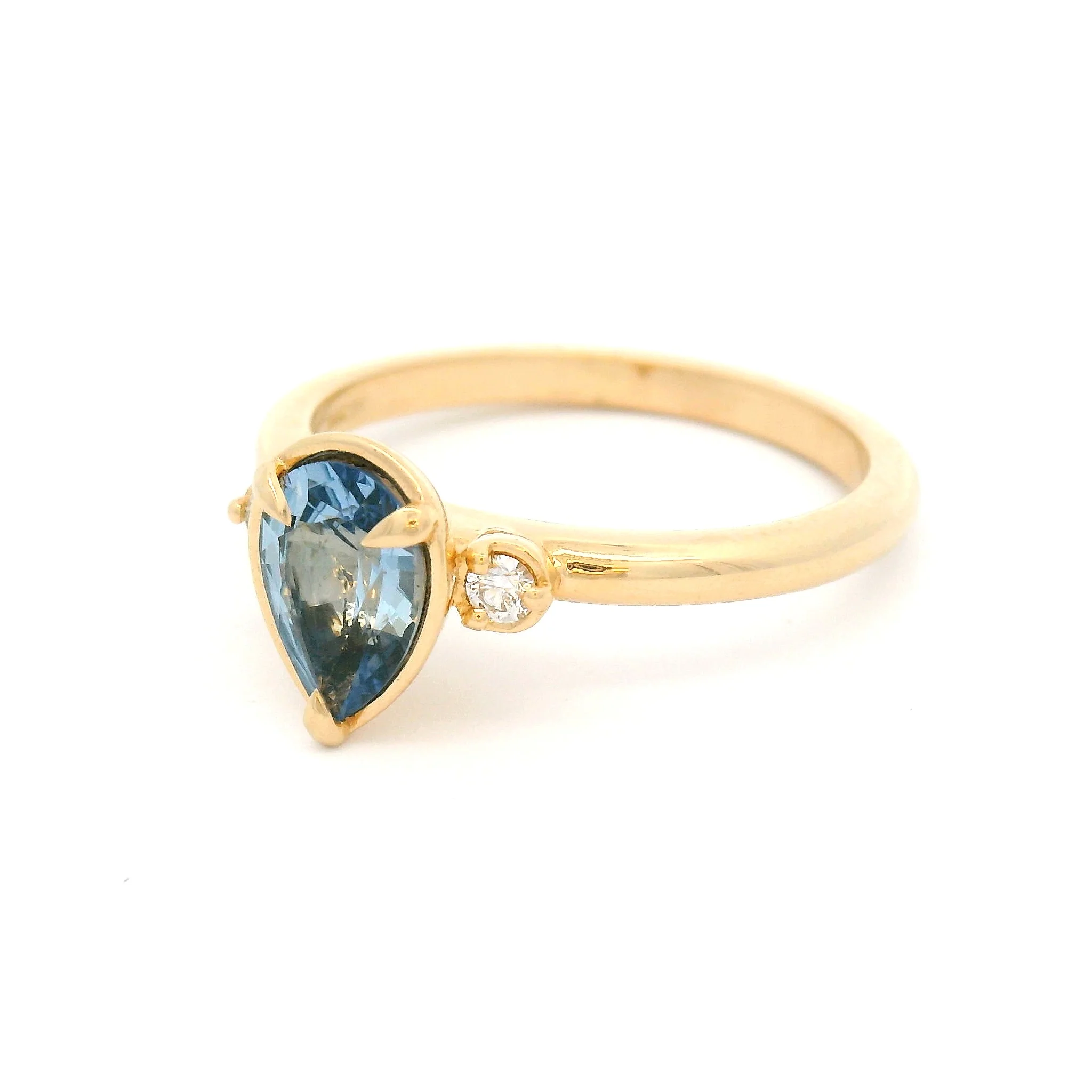 14k Yellow Three Stone Engagement Ring with 0.92ct Blue Sapphire and Accent Diamonds - Image 2